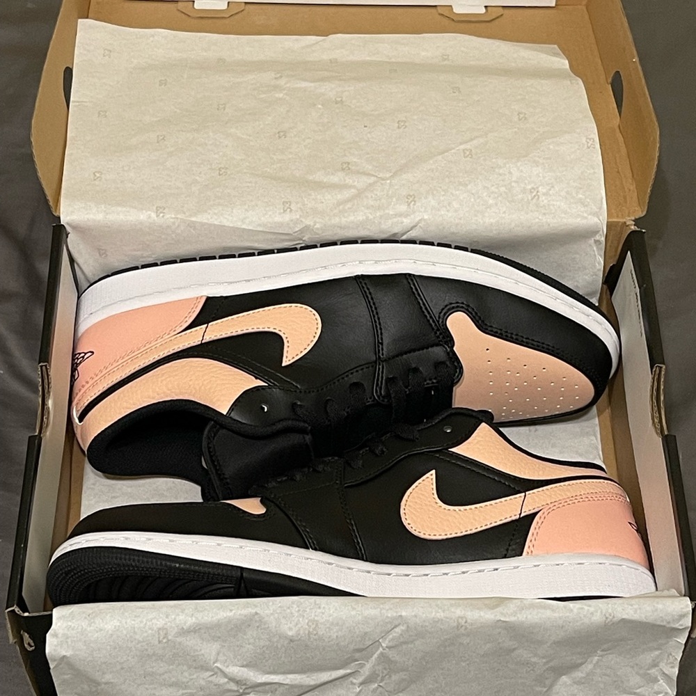 Jordan 1 Low Crimson Tint Low